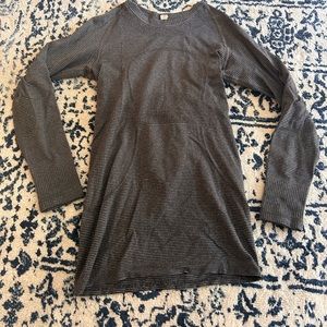LULULEMON - Grey Stripped Swiftly Tech Long Sleeve